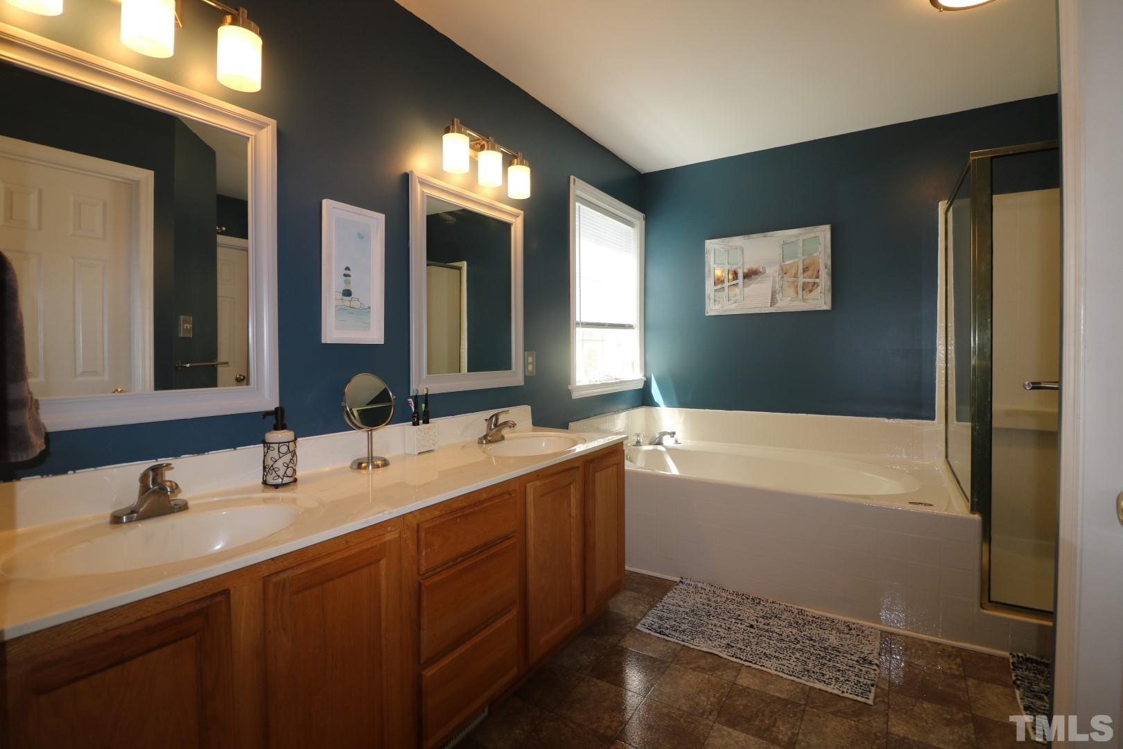 5300 Neuse Ridge Road Raleigh, NC 27610 - Photo 8 of 27 Gallery Image 8