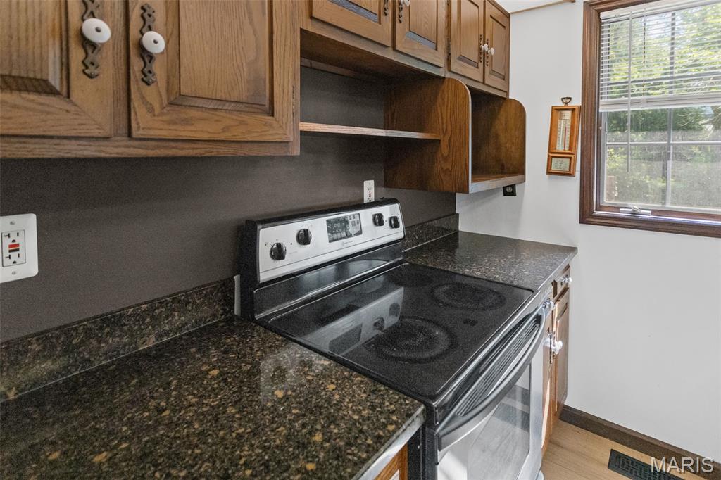 1908 Duke Street Edwardsville, IL 62025 - Photo 22 of 88