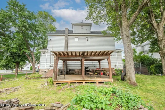 $1,800 | 947 William Street, Unit 2, Avoca, PA 18641