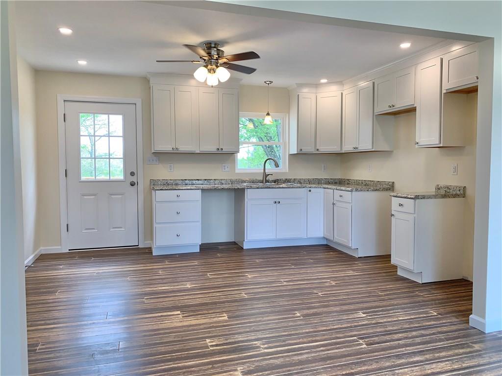 580 Alamae Lakes Road Washington, PA 15301 - Photo 2 of 20 Gallery Image 2