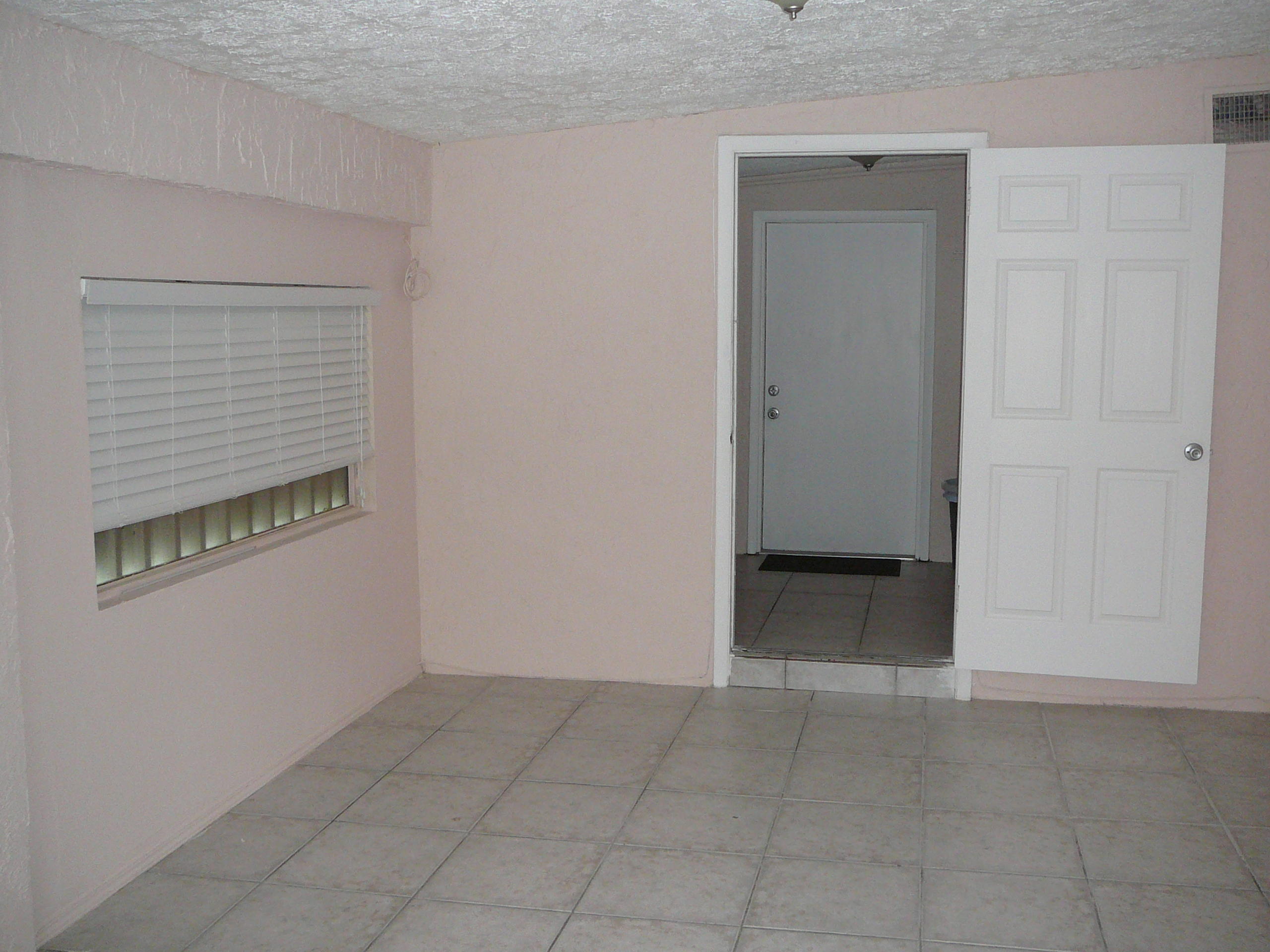 3608 Arnold Road Fort Pierce, FL 34981 - Photo 15 of 23 P1080768
