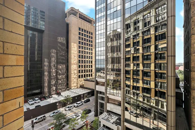 $228,000 | 350 St Peter Street, Unit 606, St. Paul, MN 55102