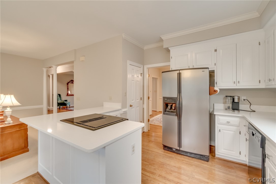 14621 Benefice Ridge Chesterfield, VA 23838 - Photo 23 of 49 a kitchen with stainless steel appliances a refrigerator sink and stove