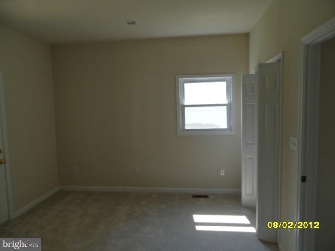 3807 Fairhope Road Woodbridge, VA 22193 - Photo 4 of 19 Bedroom