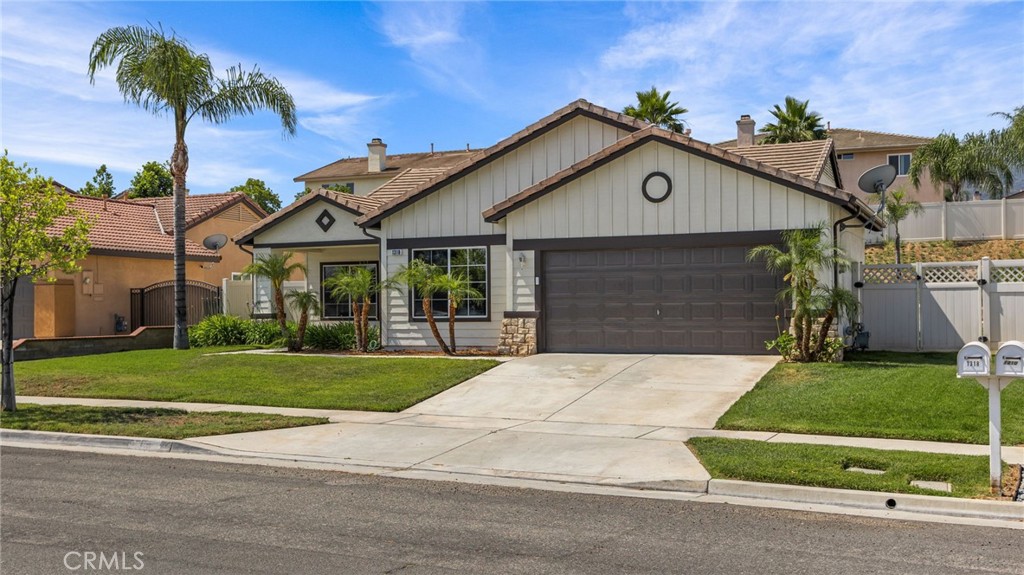 1318 Baldwin Drive Corona, CA 92881 - Photo 2 of 35