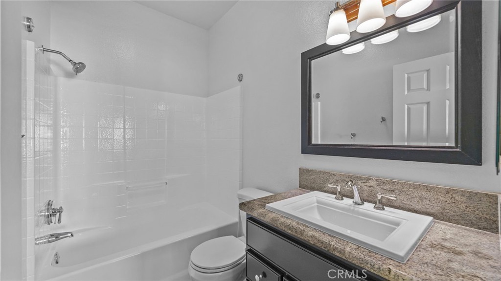 1318 Baldwin Drive Corona, CA 92881 - Photo 27 of 35