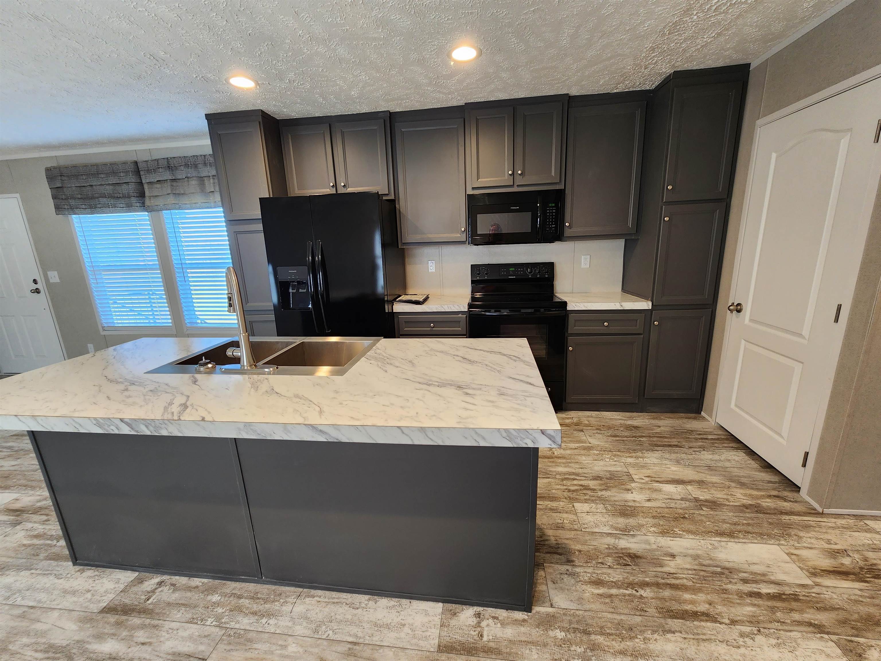 28160 Comstock Road Elberta, AL 36530 - Photo 4 of 18
