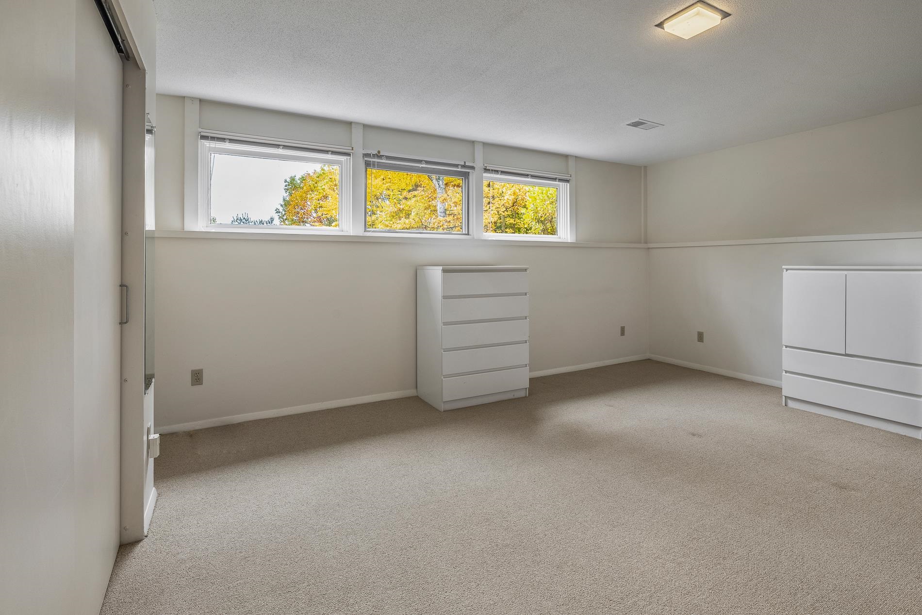 24 Pine Tree Road Norwich, VT 05055 - Photo 27 of 40