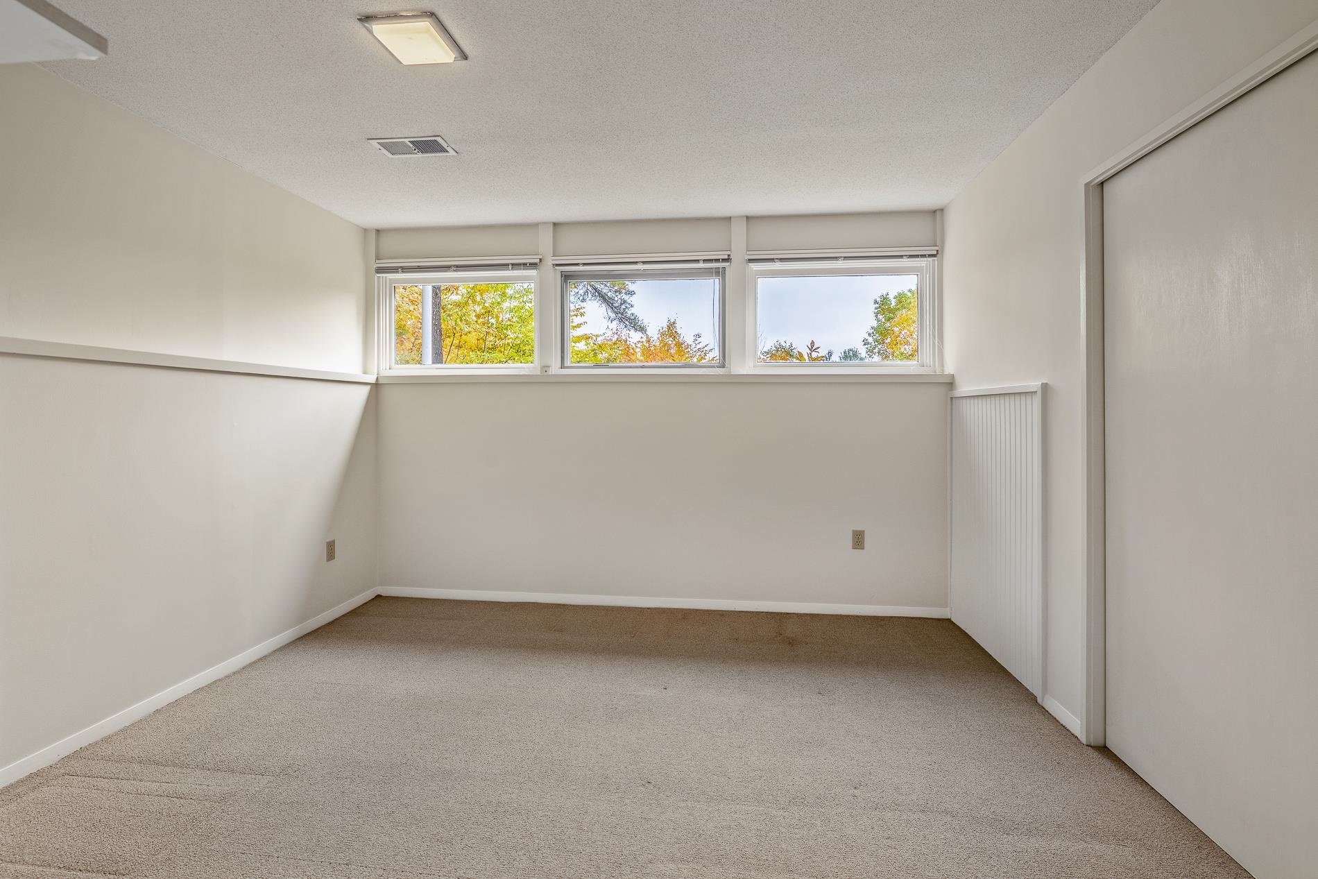 24 Pine Tree Road Norwich, VT 05055 - Photo 30 of 40