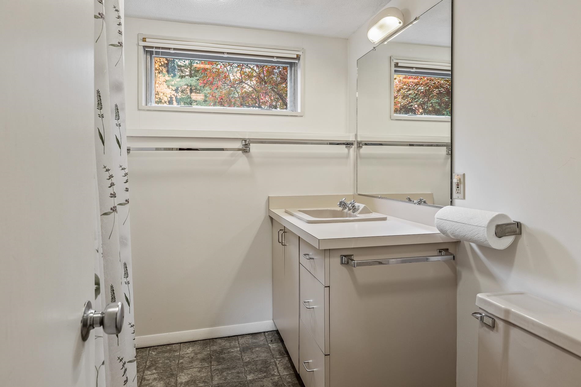 24 Pine Tree Road Norwich, VT 05055 - Photo 32 of 40