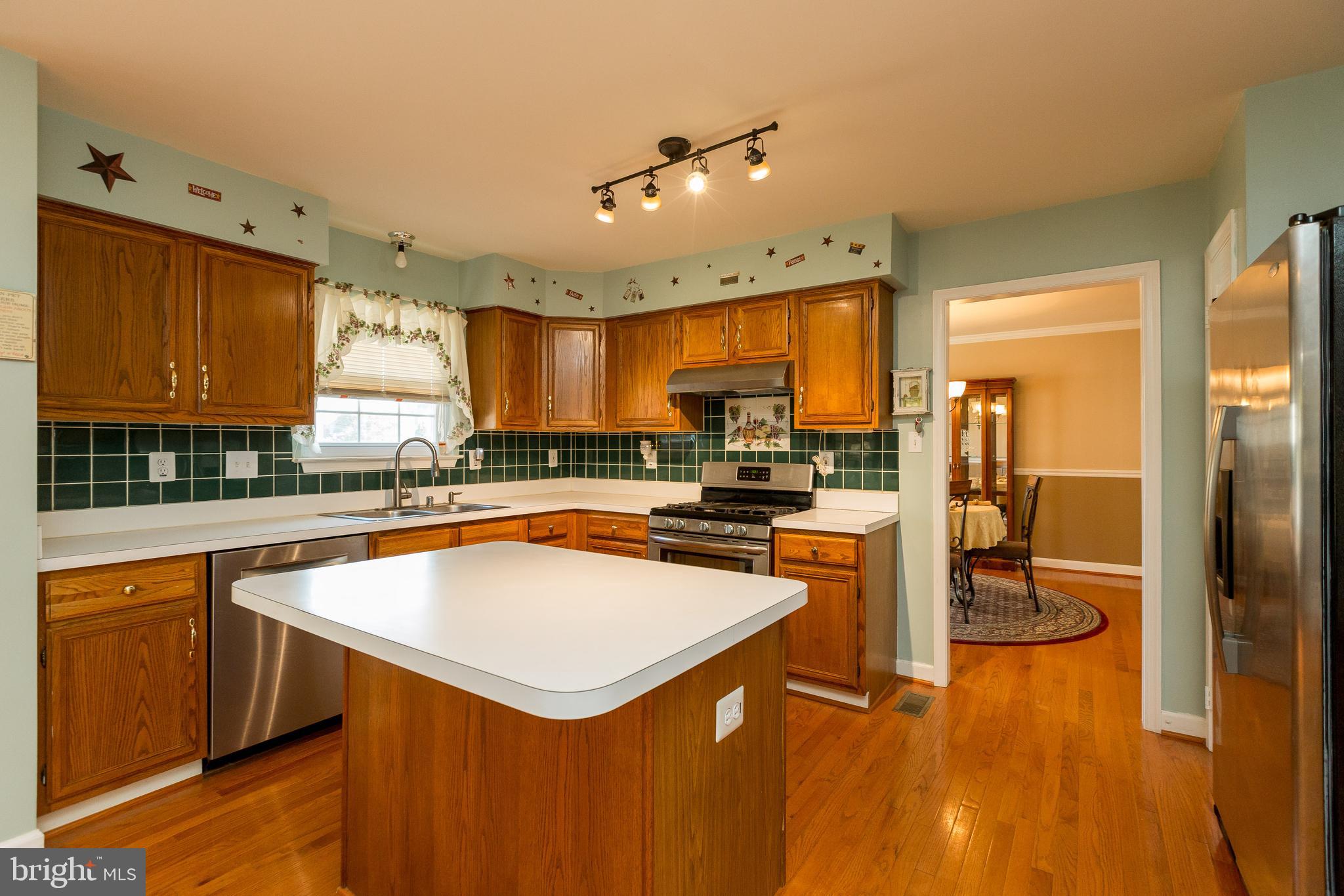 622 Hunting Ridge Drive Frederick, MD 21703 - Photo 4 of 35 Gallery Image 4