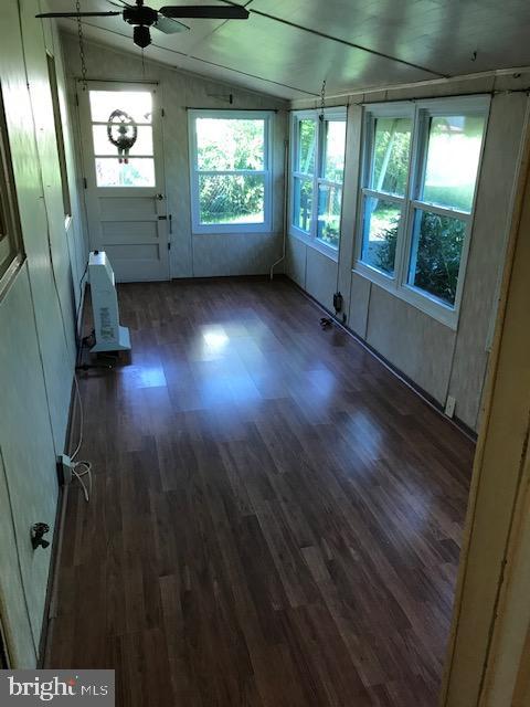 24 Lynbrook Road Wilmington, DE 19804 - Photo 13 of 38 Sunroom