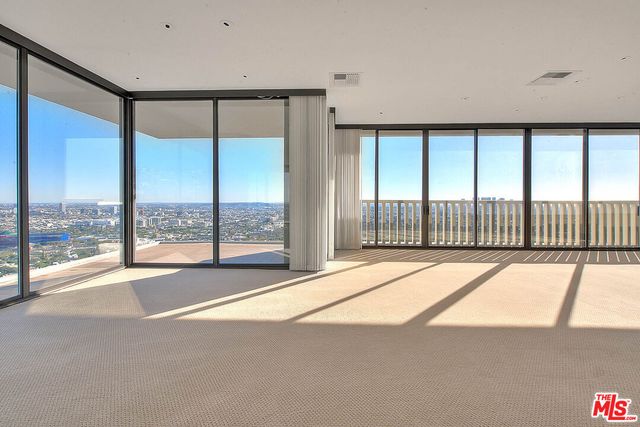 $8,000,619 | 9255 Doheny Road, Unit 2406, West Hollywood, CA 90069