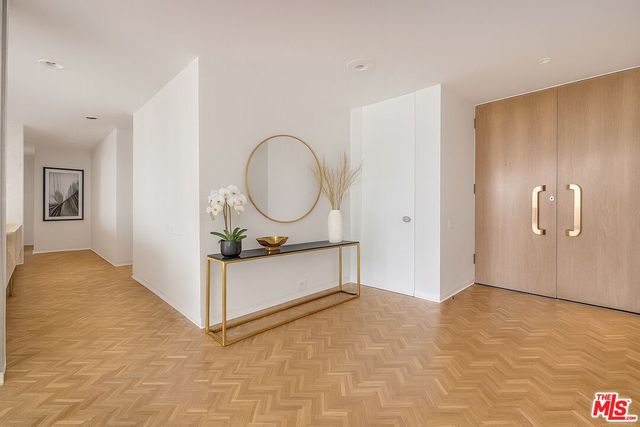 $8,000,619 | 9255 Doheny Road, Unit 2406, West Hollywood, CA 90069