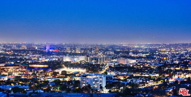 $8,000,619 | 9255 Doheny Road, Unit 2406, West Hollywood, CA 90069