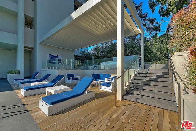 $8,000,619 | 9255 Doheny Road, Unit 2406, West Hollywood, CA 90069