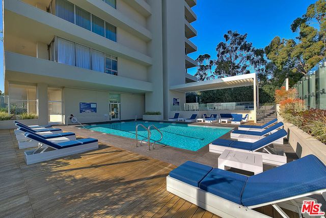 $8,000,619 | 9255 Doheny Road, Unit 2406, West Hollywood, CA 90069