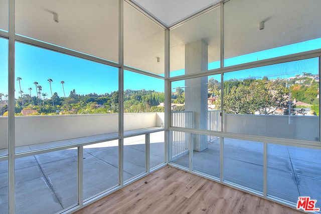 $8,000,619 | 9255 Doheny Road, Unit 2406, West Hollywood, CA 90069