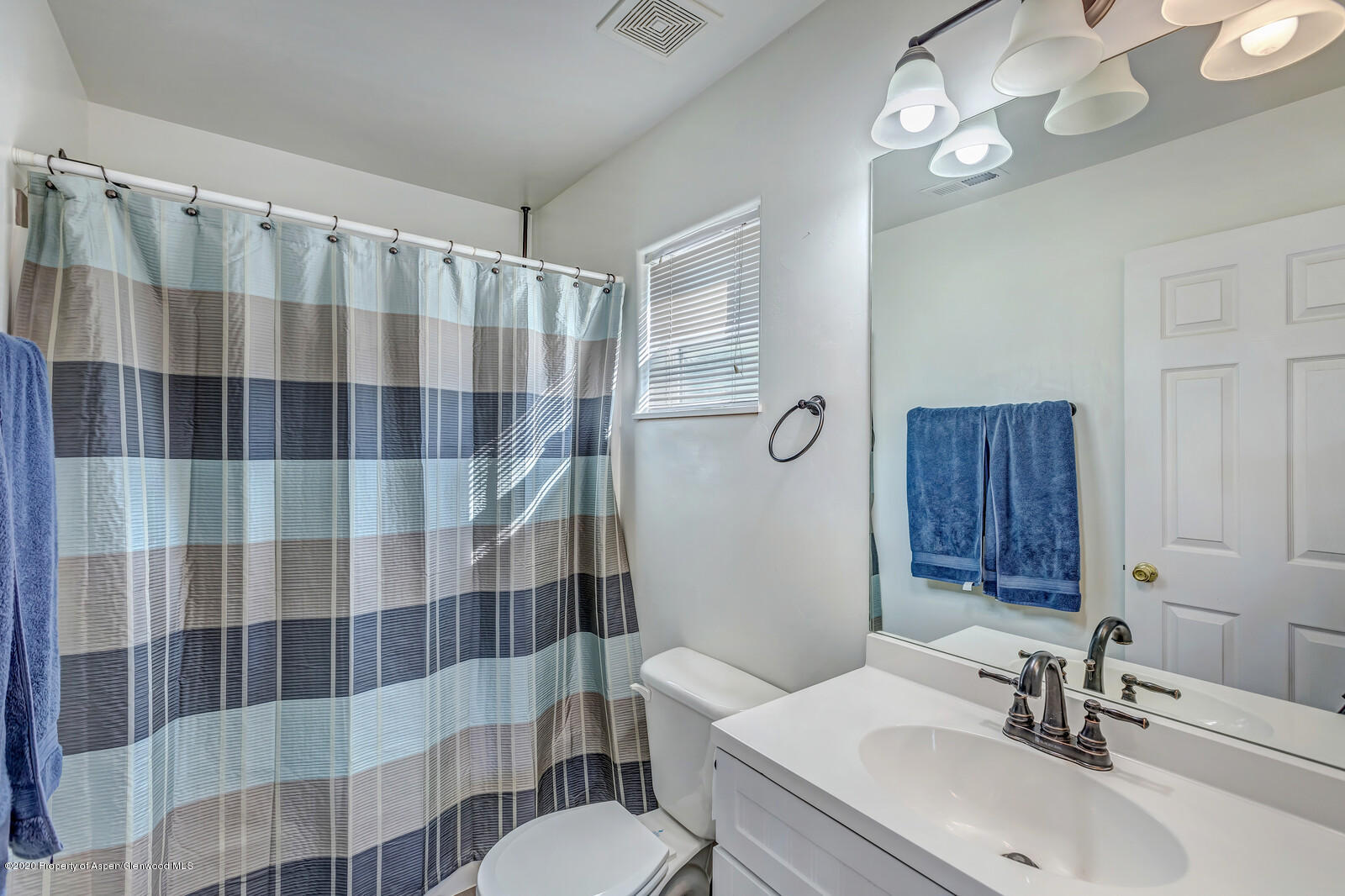 820 West 26th Street Rifle, CO 81650 - Photo 18 of 21 Guest Full Bath