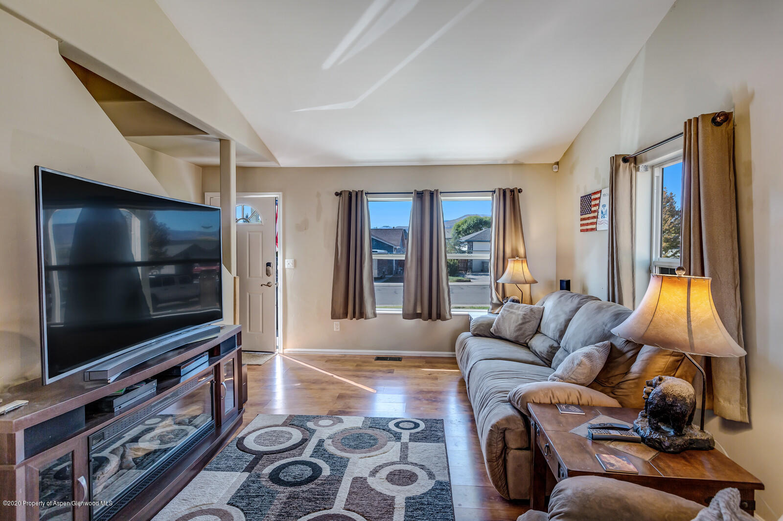820 West 26th Street Rifle, CO 81650 - Photo 6 of 21 Living Room