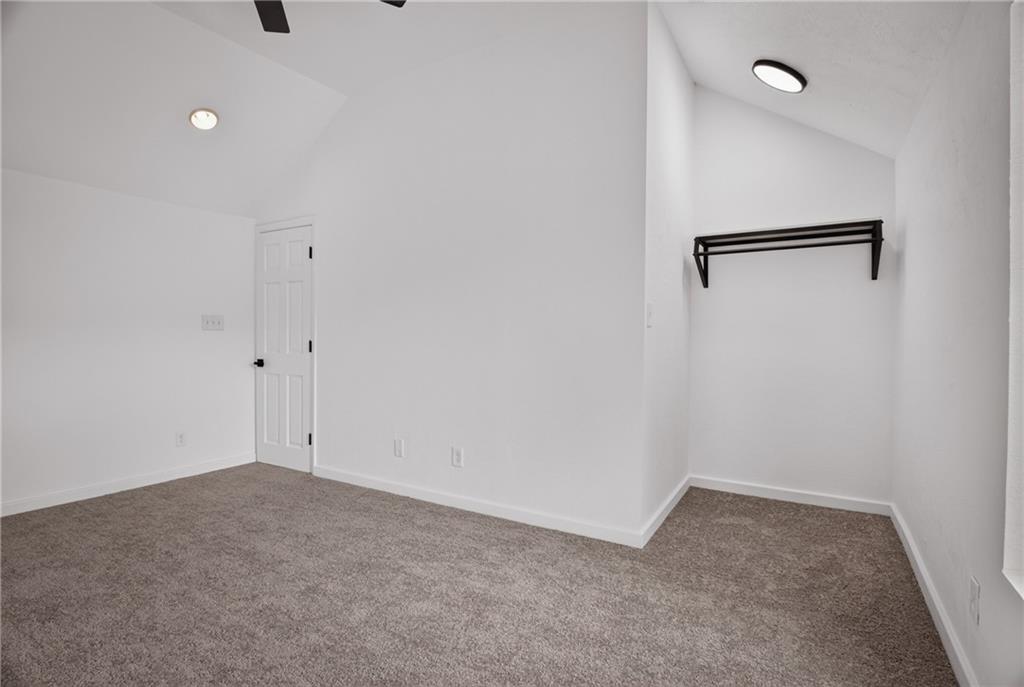 635 Valley Street Oakmont, PA 15139 - Photo 19 of 38
