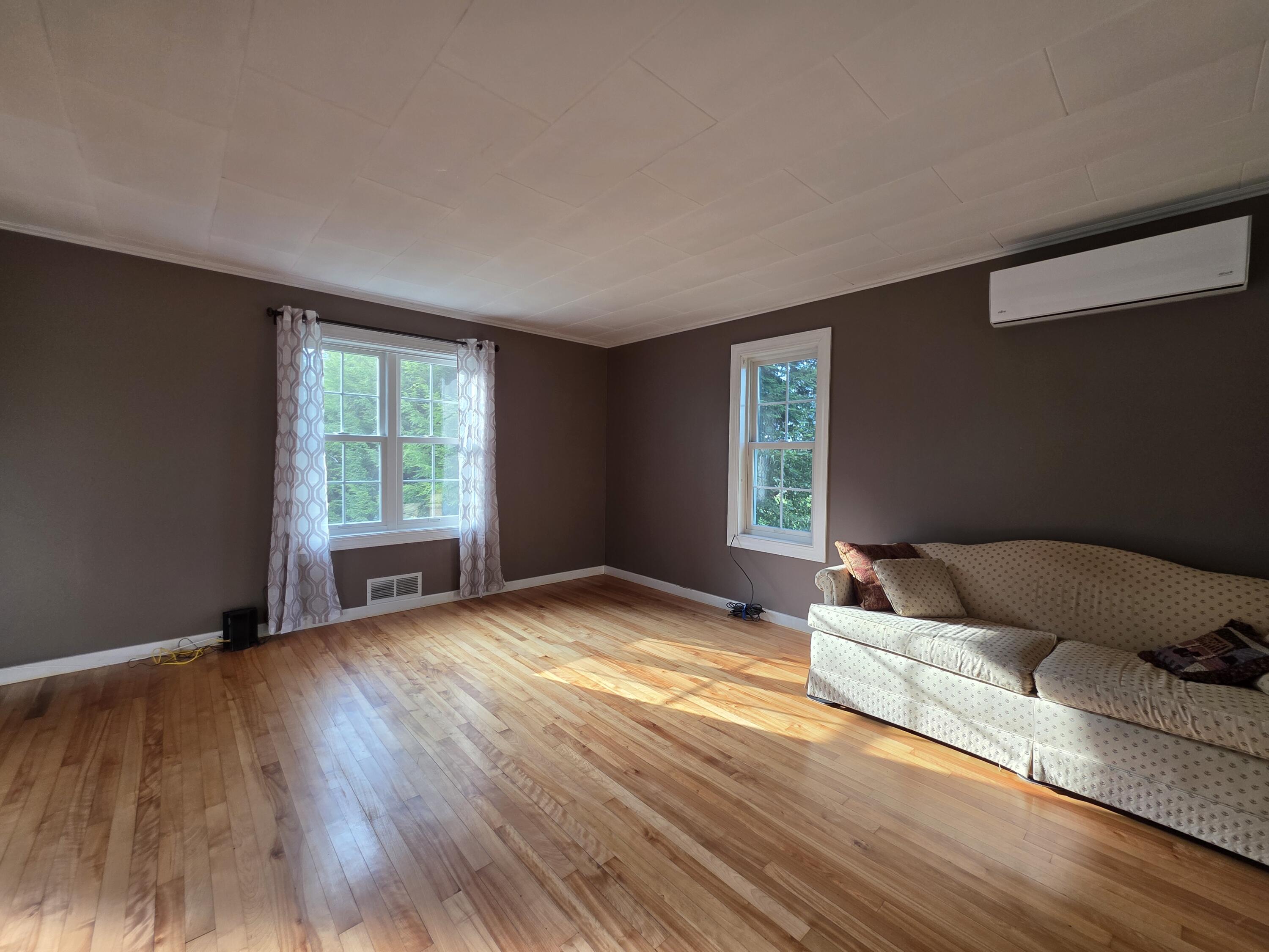 357 Main Street Lincoln, ME 04457 - Photo 21 of 54 20250824_172239