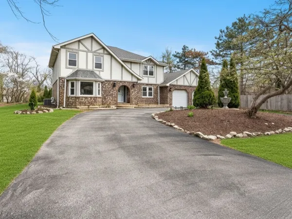 $849,000 | 801 Waltz Court, Prospect Heights, IL 60070
