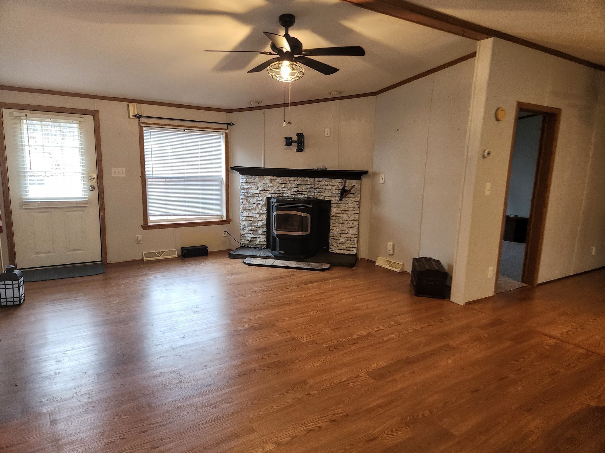 8 Chesapeake Road Holbrook, MA 02343 - Photo 8 of 27 Gallery Image 8