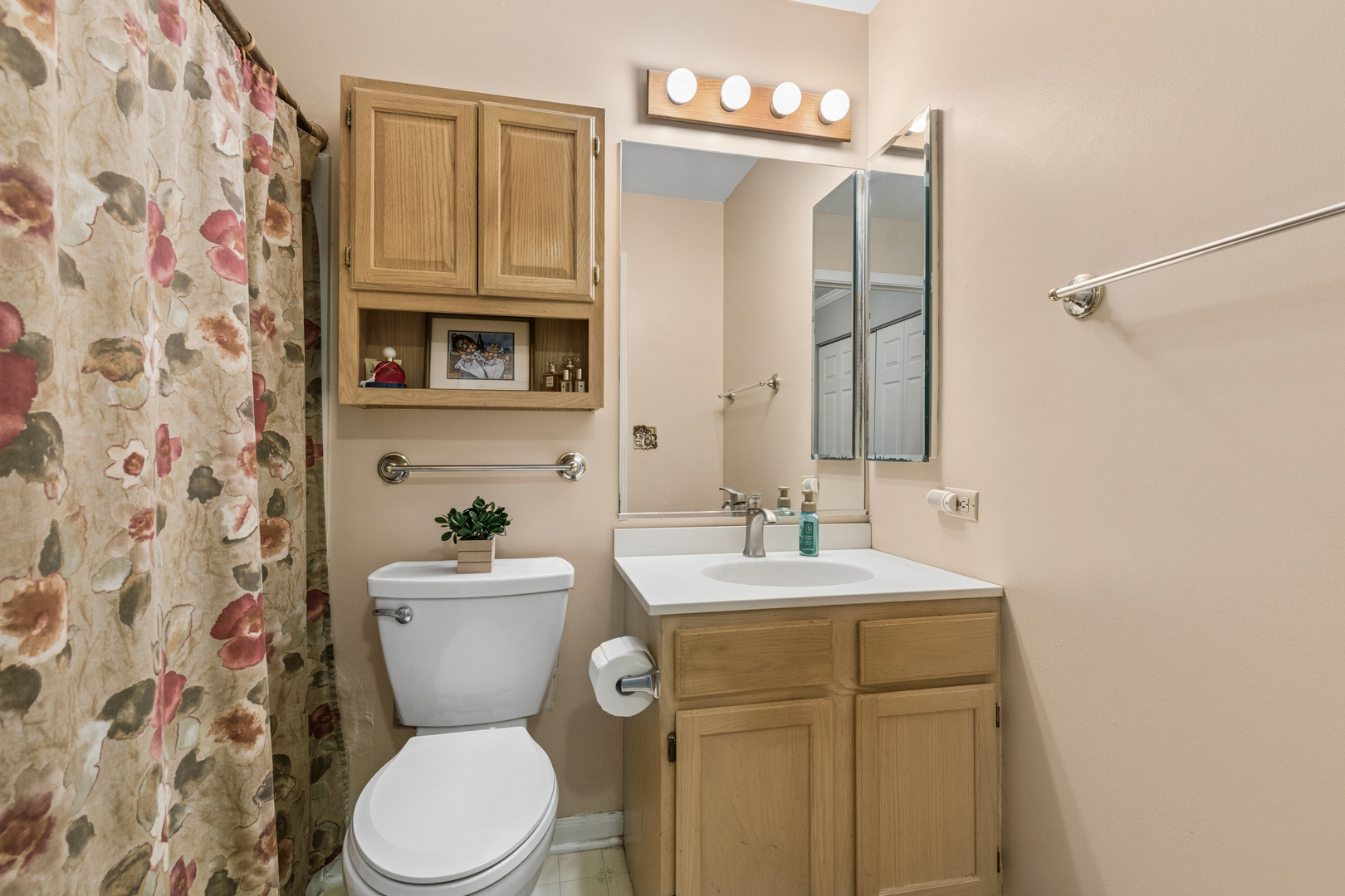 701 Carriage Hill Road Island Lake, IL 60042 - Photo 16 of 28