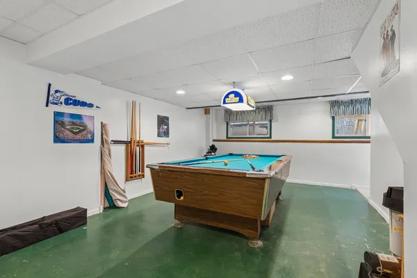 $399,000 | 701 Carriage Hill Road, Island Lake, IL 60042