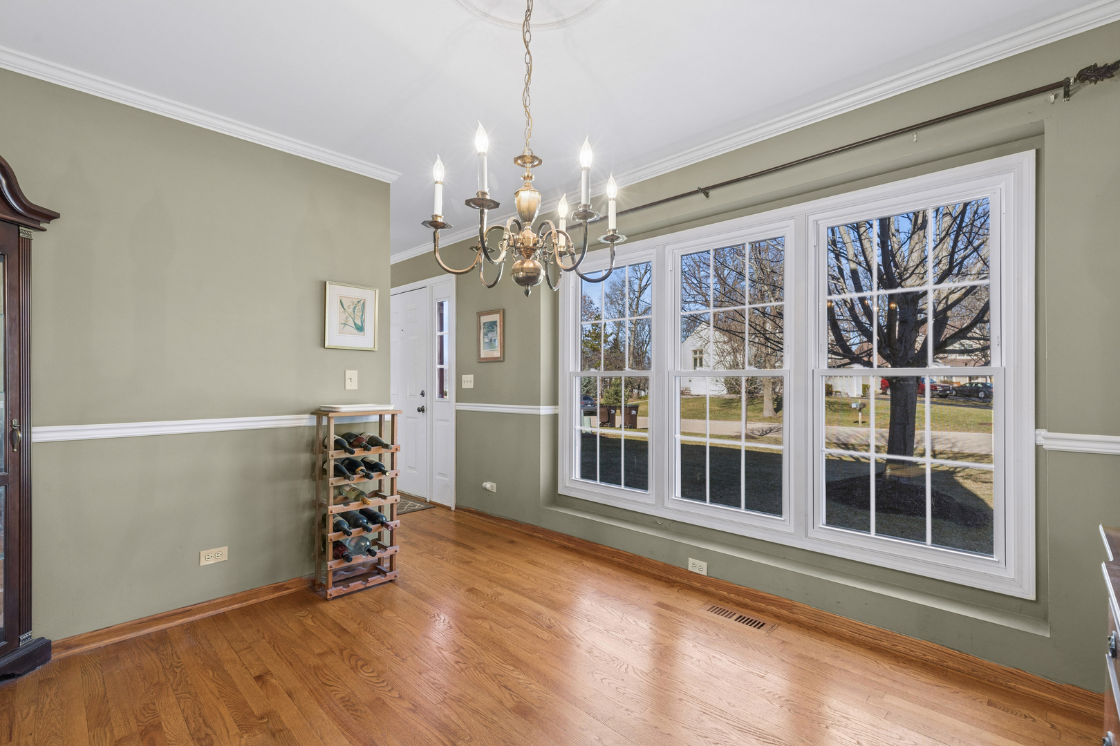 701 Carriage Hill Road Island Lake, IL 60042 - Photo 10 of 28