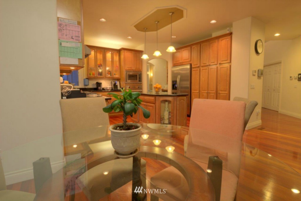 6144 South Langston Road Seattle, WA 98178 - Photo 11 of 21 Gallery Image 11