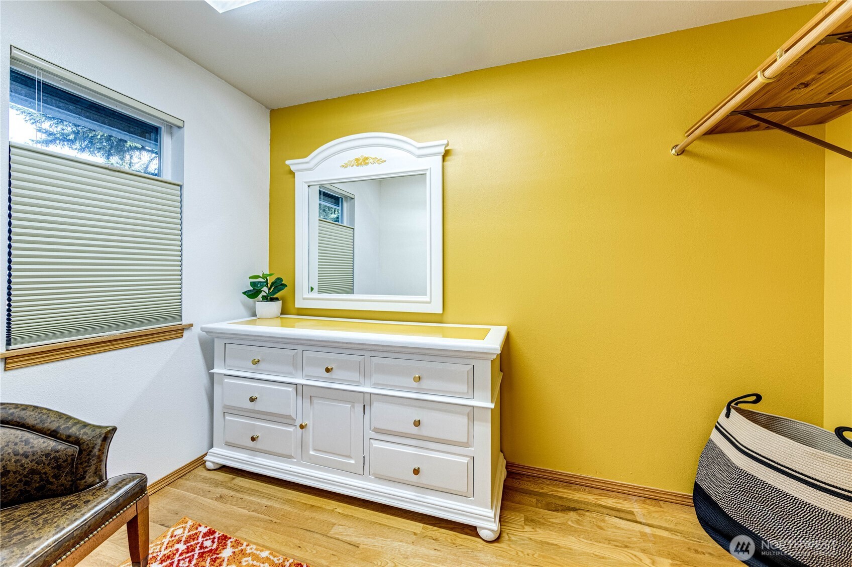 73 Ross Lane Port Angeles, WA 98363 - Photo 28 of 40 a living room with a bed furniture and a window