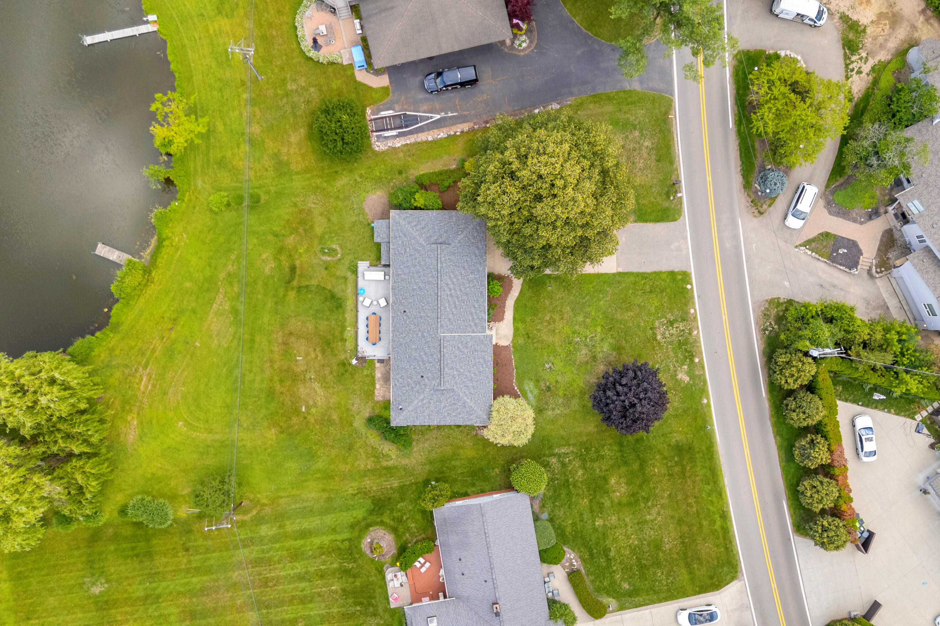 2348 Pine Lake Road West Bloomfield, MI 48324 - Photo 41 of 47 41 - Drone