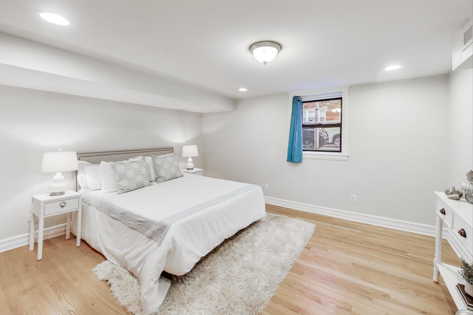 2201 West Winona Street, Unit G Chicago, IL 60625 - Photo 11 of 20