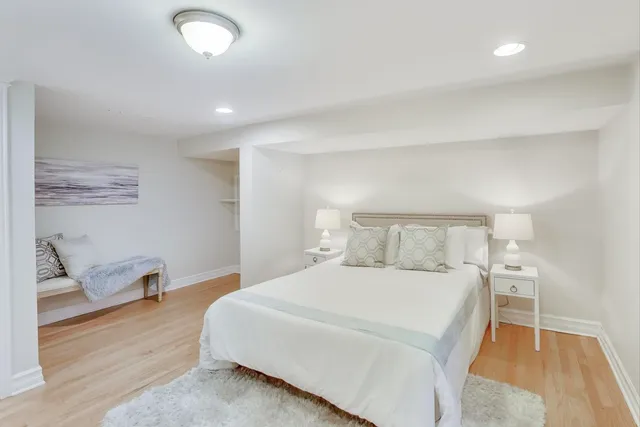 $299,900 | 2201 West Winona Street, Unit G, Chicago, IL 60625