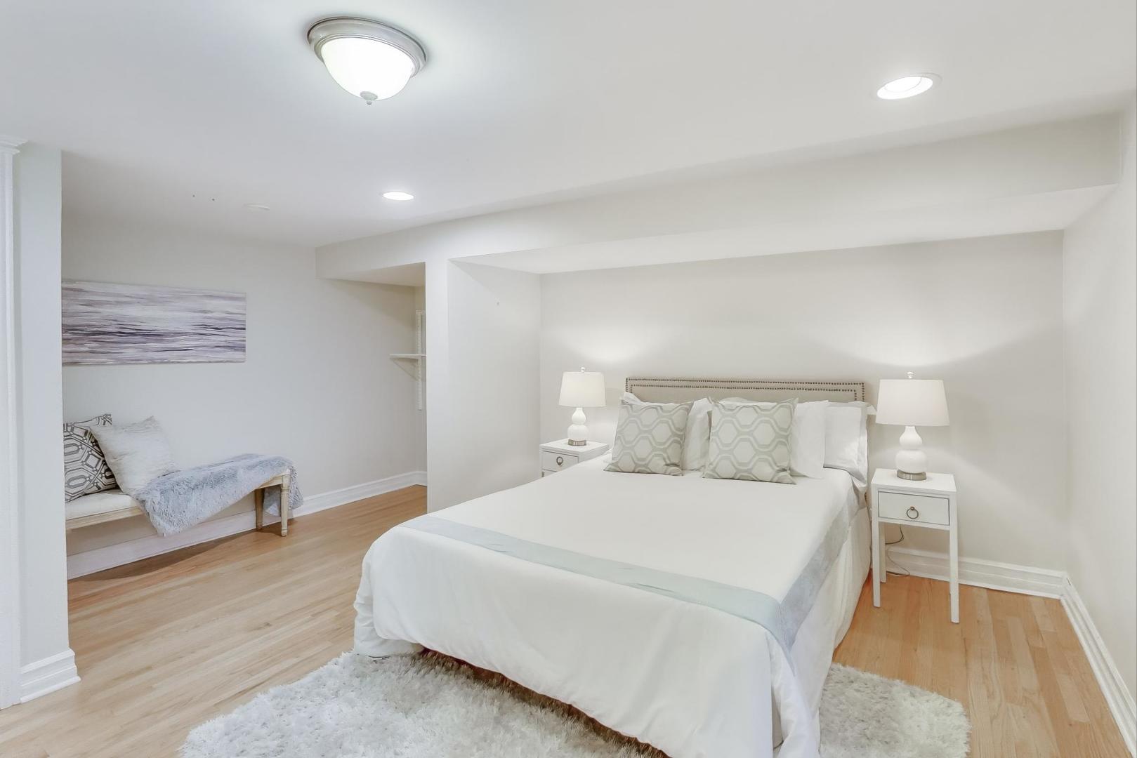 2201 West Winona Street, Unit G Chicago, IL 60625 - Photo 12 of 20