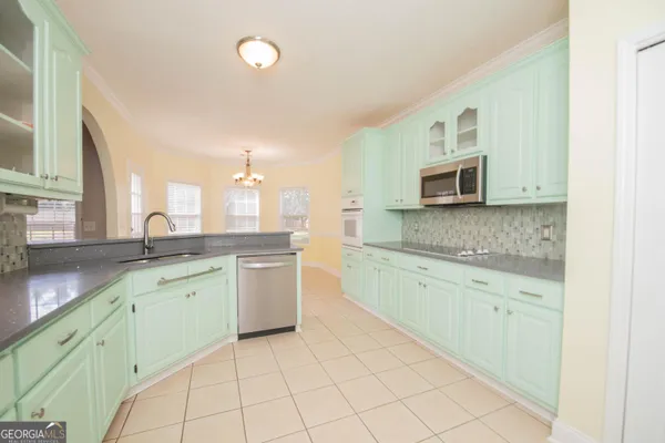 $387,500 | 503 Victoria Circle, Warner Robins, GA 31088