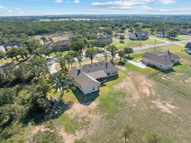 $569,900 | 2027 Feather Lane, Weatherford, TX 76088