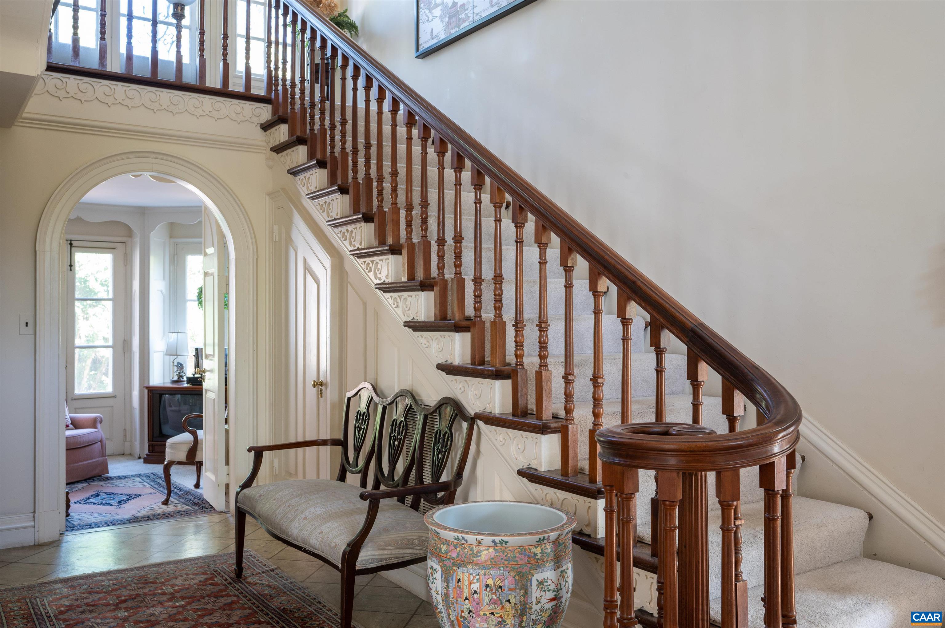 933 Rugby Road Charlottesville, VA 22903 - Photo 3 of 22 Gallery Image 3