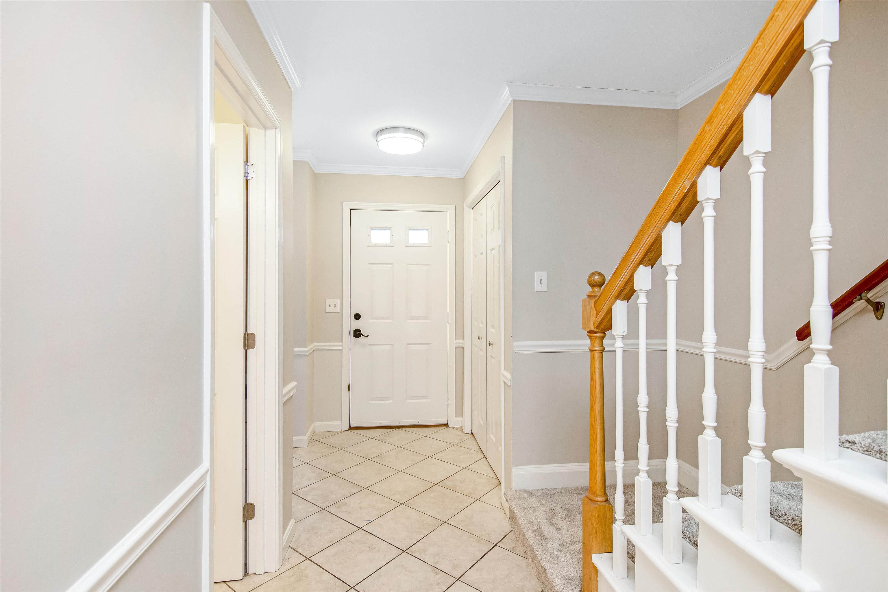 33 Harbor View Road, Unit 1204 South Burlington, VT 05403 - Photo 13 of 23 Gallery Image 13