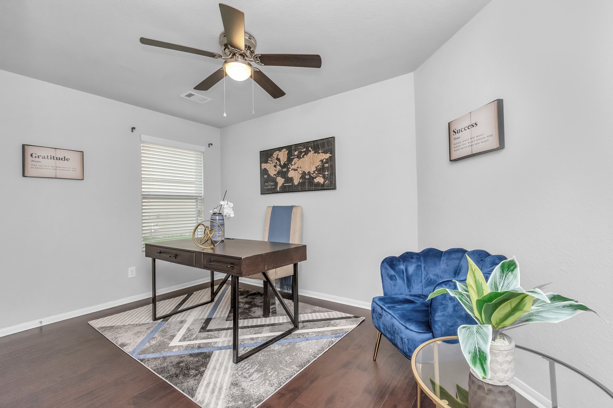2411 Zephyr Lane Rosenberg, TX 77471 - Photo 18 of 20 a workspace with furniture and window