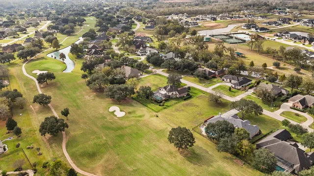 a view of a house with a big yard