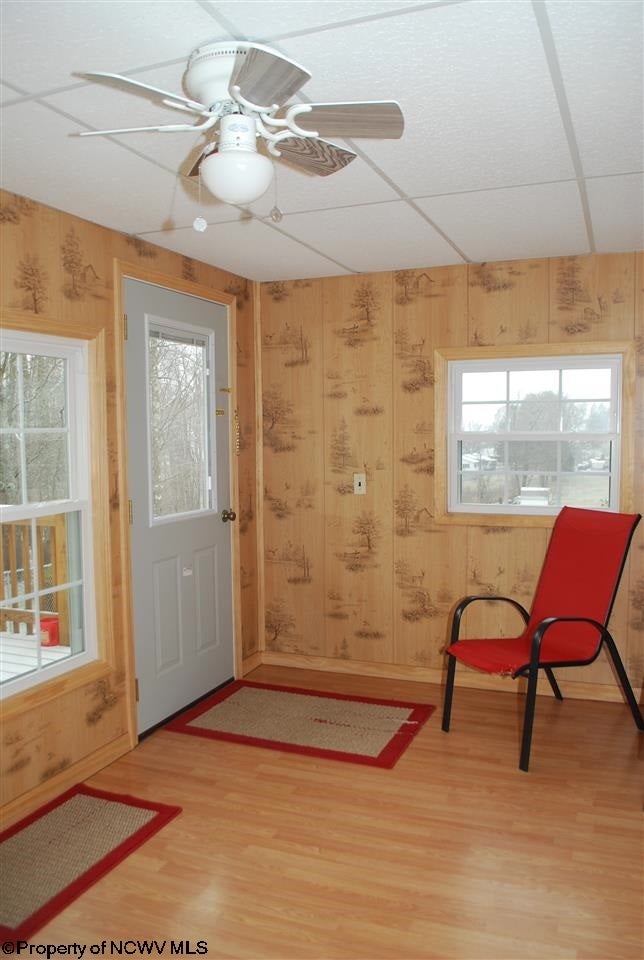 31 Grove Avenue Reedsville, WV 26547 - Photo 4 of 20 Gallery Image 4