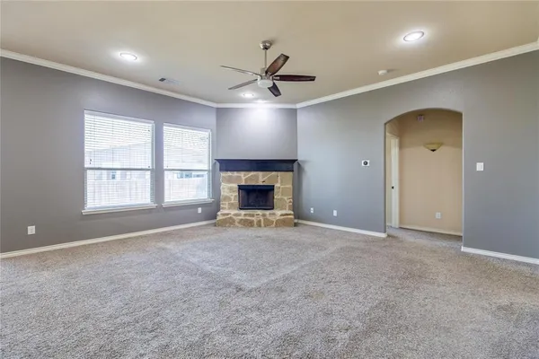 $2,600 | 637 Peach Lane, Burleson, TX 76028