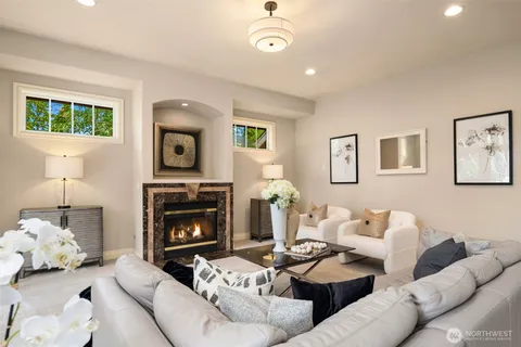 $3,828,000 | 2411 98th Avenue Northeast, Clyde Hill, WA 98004