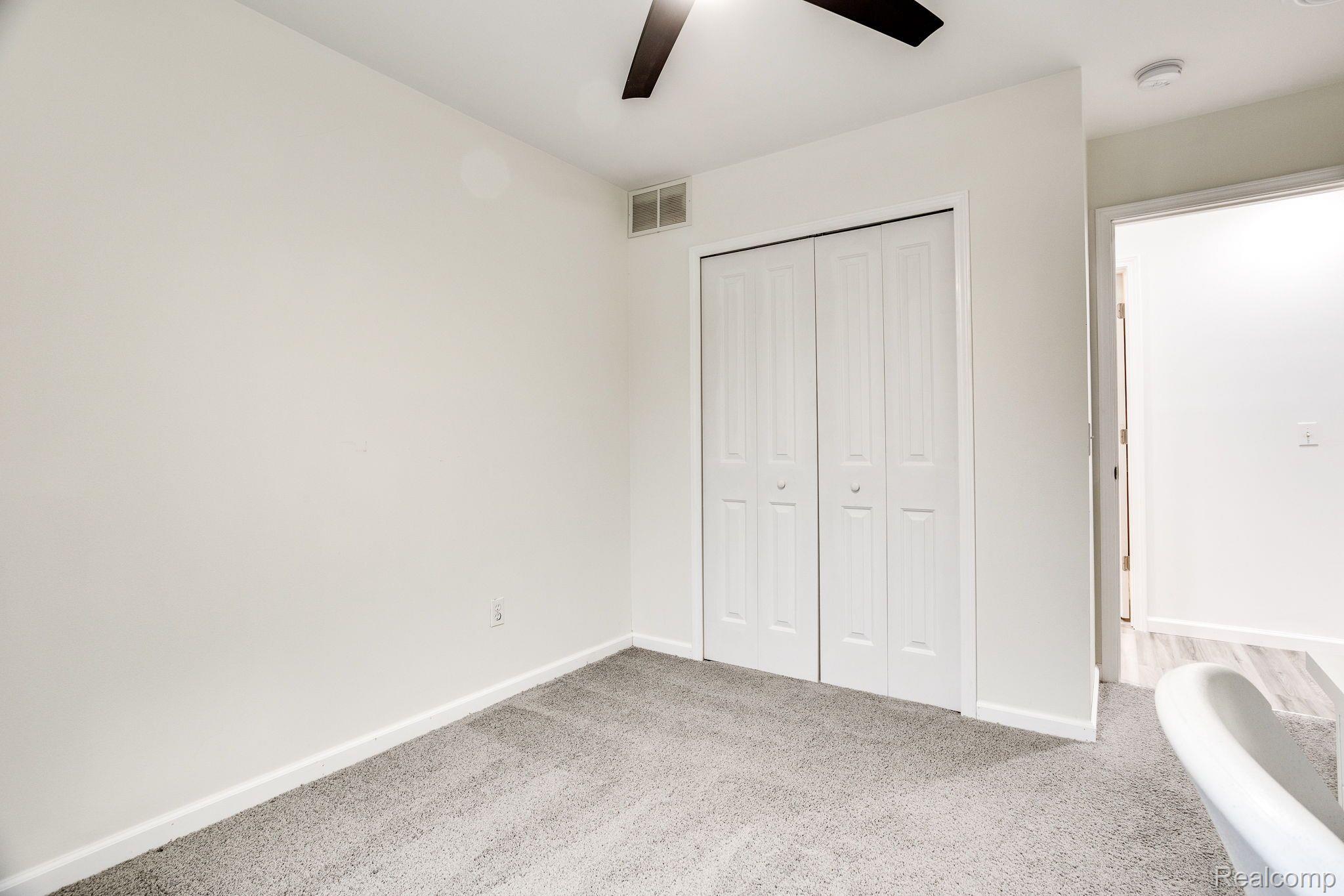 3335 Simpson Road Fort Gratiot, MI 48059 - Photo 12 of 36 Gallery Image 12