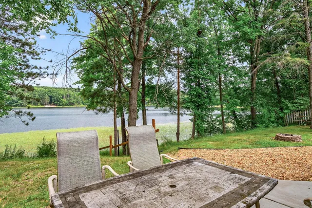 $405,000 | 342 Paulsen Lake Court, Osceola, WI 54020