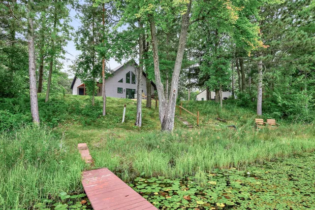 $405,000 | 342 Paulsen Lake Court, Osceola, WI 54020