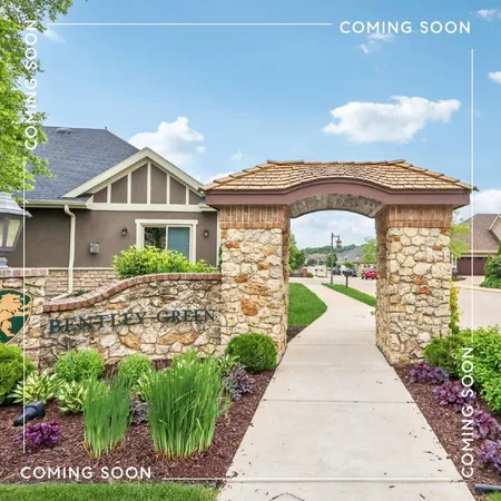$700,000 | 905 Castle Stone Pass, Verona, WI 53593